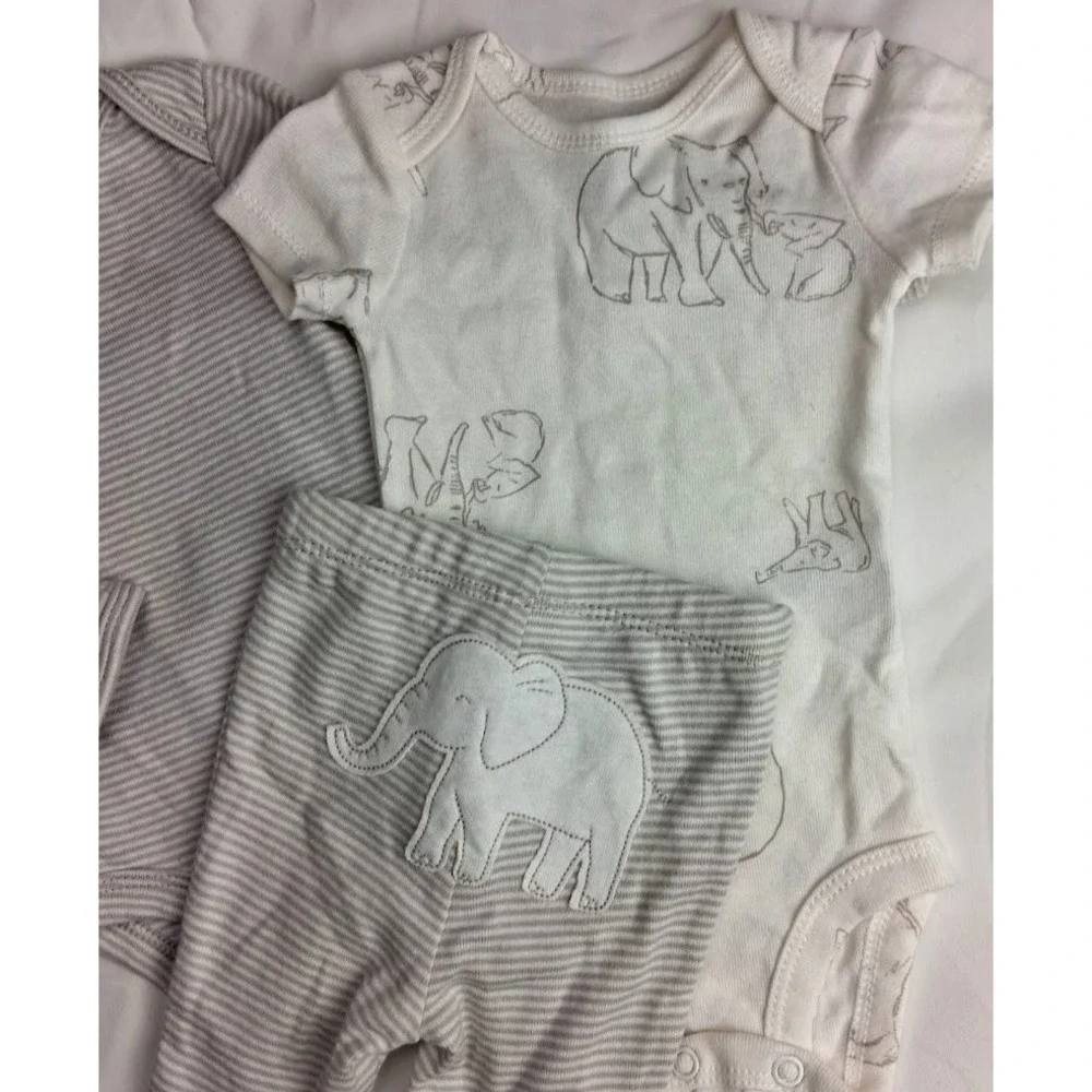 Carter's‎ Baby Boy Newborn Outfit Set Lot 6pc Elephant Bodysuit Ski Pants